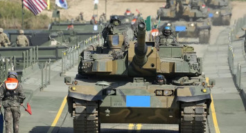 Güney Kore’de hareketli dakikalar: Top mermileri ateşlenmeye başlandı