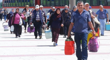 Gurbetçiler akın akın Edirne'ye gelmeye başladı! Avusturya'dan kalkan tren Edirne Tren Garı'na ulaştı