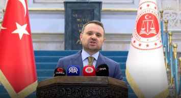 Gürlek: "Adaletin Terazisi Statüye Göre Tartmaz"