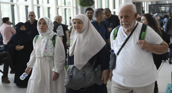 Hacıların Türkiye’ye dönüş yolculuğu başladı: İlk kafile İstanbul’a geldi