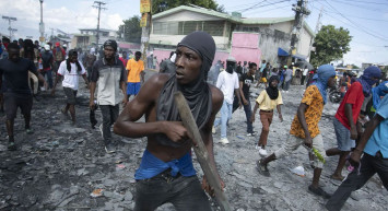 Haiti’de tansiyon yükseldi: Sokaklarda çatışmalar devam ediyor!