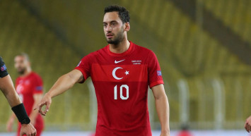 Hakan Çalhanoğlu Galatasaray’a transfer olacak mı? Hakan transferinin neden gerçekleşmediği açıkladı