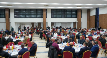 Hakkari'de Şehit Aileleri ve Gaziler İftar Programında Buluştu