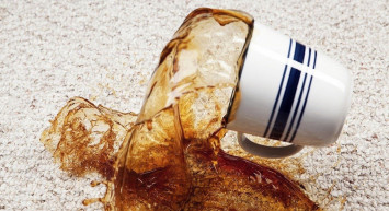 Çay lekesi nasıl çıkar? Halıdan çay lekesi çıkarmanın püf noktaları... 