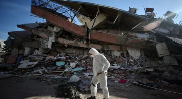 Halk Sağlığı Genel Müdürü açıkladı: Deprem bölgesinde bulaşıcı hastalık riski var mı?