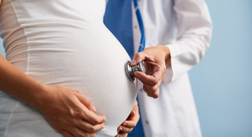 Hamilelerin plastikle imtihanları: Maruz kaldıkça anormaliklerini çocuğuna yansıtıyorlar!