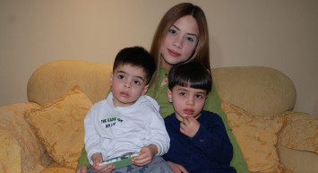 Hamileyken hamile kalan annenin süperfetasyon bebekleri büyüdü