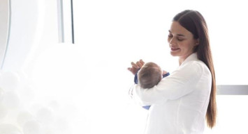 Hande Soral’ın doktoru açıkladı: ‘Doğum 16 saat sürdü, zorlandık’