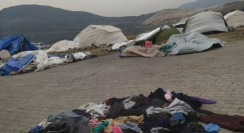 Hatay’da şiddetli rüzgar depremzedelerin çadırları yıktı: Eşyalar etrafa dağıldı