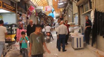 Hatay’ın Uzun Çarşı’sında bayramı telaşı!