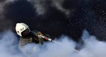 Hava üssünde patlama: Çok sayıda kişi hayatını kaybetti