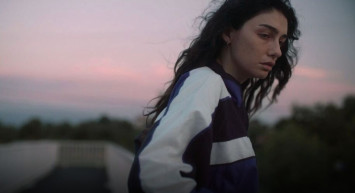 Hazar Ergüçlü New York Yolcusu: "Mutter" Filmi Tribeca’da Dünya Prömiyerini Yapıyor