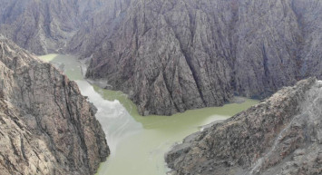 Henüz geçen hafta açılmıştı: Yusufeli Barajı ve HES’te su seviyesi 30 metreyi aştı