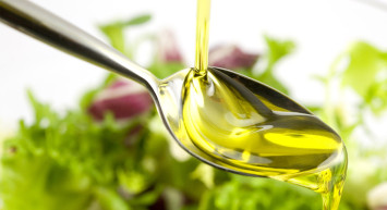 Her Derde Deva Zeytinyağının Mucizevi Faydaları