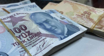 Herkesin cebi parayla dolacak! Kefil şartı aranmadan 10.000 TL ihtiyaç kredisi Halk Bankası'ndan geldi