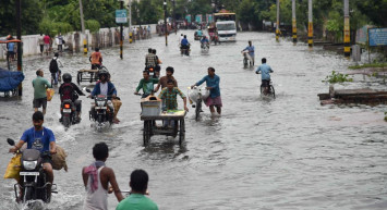 Hindistan ve Bangladeş felaketi yaşıyor! 34 kişi hayatını kaybetti!