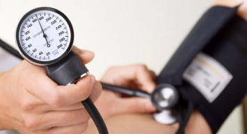 Hipertansiyon neden olur, ilaçları nelerdir, nasıl düşer, tedavisi nasıl yapılır? Hipertansiyonu düşüren doğal yöntemler