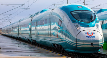 Hızlı tren için geri sayım başladı: Raya inmeye hazırlanıyor