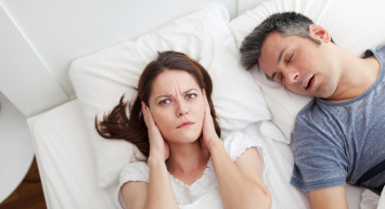 Horlamayı Anında Kesen Meyve Suyu