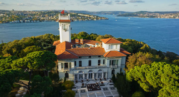 İBB Ortaklığında İşletilen Hidiv Kasrı'ndaki Kötü Hizmet Muhaliflerin Hedefinde