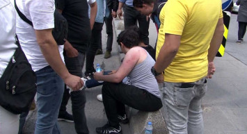 İETT otobüsü 2 gence çarptı: Kazadan sonra kaçtığı iddia ediliyor