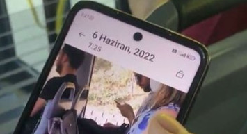 İETT'de kadın yolcunun fotoğrafını çekince ortalık ayağa kalktı!