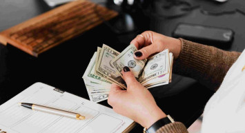 İhbar tazminatı nedir? Kıdem tazminatı alma şartları nelerdir? İhbar ve kıdem tazminatı ile ilgili bilmeniz gerekenler