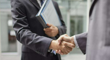 İhbarlı fesih nedir, nasıl yapılır? İhbarlı fesih ( işten ihbarlı ayrılma, işten çıkış ve çıkarma bildirimi ) ihbar süreleri