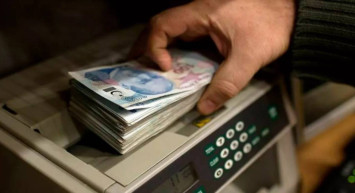 İhtiyaç durumundaki vatandaşlara bankalardan müjde: Sıfır faizli 300 bin TL kredi fırsatı! Başvuru detayları belli oldu