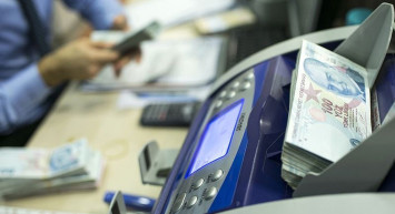 İhtiyaç kredilerine yeni düzenleme: Kredi faizleri yüzde 5’e kadar yükseldi, işte detaylar…