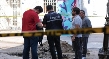 İki Müdür Gözaltında! İzmir'de Akıma Kapılarak Ölen İki Kişi İçin Soruşturma Derinleşiyor