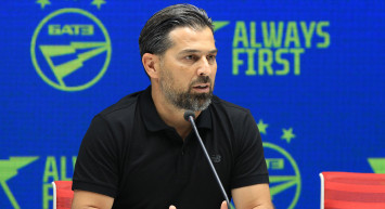 İlhan Palut: BATE Borisov karşısında 10 kişi bu kadar baskılı oynamak kolay değil