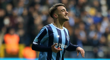 İlk kez A Milli Takım'a davet edilen Yunus Akgün, çok gururlu olduğunu söyledi.