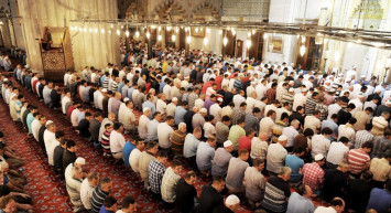İlk teravih namazı hangi gün başlıyor, cuma mı cumartesi mi? Teravih namazı tarihi