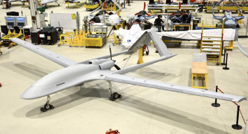 İlk uçuşuna günler kaldı: Bayraktar TB3 üretim bandında