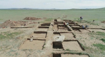 İlteriş Kutluğ Kağan'ın 7. yüzyıldan kalma Türk anıtının 12 satırı okunabildi!