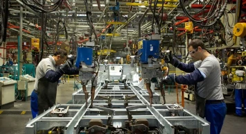 İmalatta kapasite Kasım'da yükselişte