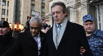 İngiliz diplomat sınır dışı edildi