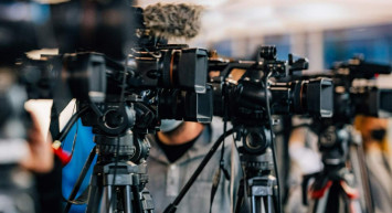 İnternet haber sitesi editörleri basın kartı alabilir mi? Basın kartı almanın şartları neler? Basın kartı avantajları nedir?