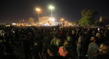 Irak’ta ayaklanmalar sürüyor: Siyasi kaos çatışmaya dönüştü! Çok sayıda ölü ve yaralı var