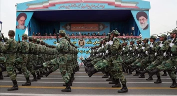 İran ordusu: Elimiz tetikte düşmanın hareketlerini izliyoruz