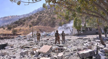 İran'da iç savaş sesleri yükseliyor: Karakol baskınında 19 kişi hayatını kaybetti