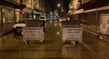 İskenderun’da deniz seviyesi yükseldi: Ev ve iş yerlerini su bastı