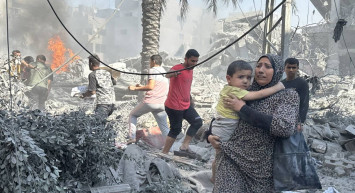 İsrail bir hastaneye daha saldırdı: İçinde 8 bin kişi bulunuyordu