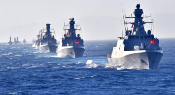 İstanbul Boğazı'nda büyük tehdit, Navtex yayınlandı savaş gemileri teyakkuzda!