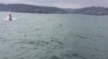 İstanbul Boğazı'nda korkutan görüntü: Boğazın girişinde mayın iddiası