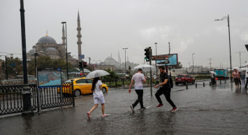 İstanbul Dahil 24 İlde Sağanak Alarmı! Meteoroloji Tarih Verdi