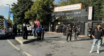 İstanbul Emniyeti'nden Okul Önlerinde Sıkı Denetim