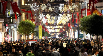 İstanbul Valisi yılbaşı tedbirlerini açıkladı: 55 bin 556 personel görev yapacak