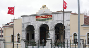 İstanbul Valisi’nden bayram mesajı: “Dikkatli olalım! Yorgun, dalgın, uykusuz yola çıkmayalım.”